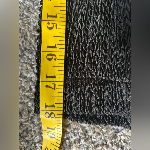 Peter Popovitch Petite vintage women’s black 3/4 sleeve top size small - Picture 9 of 9